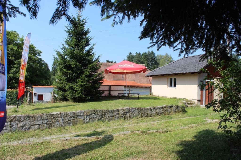 U Certa Cercany Exterior foto